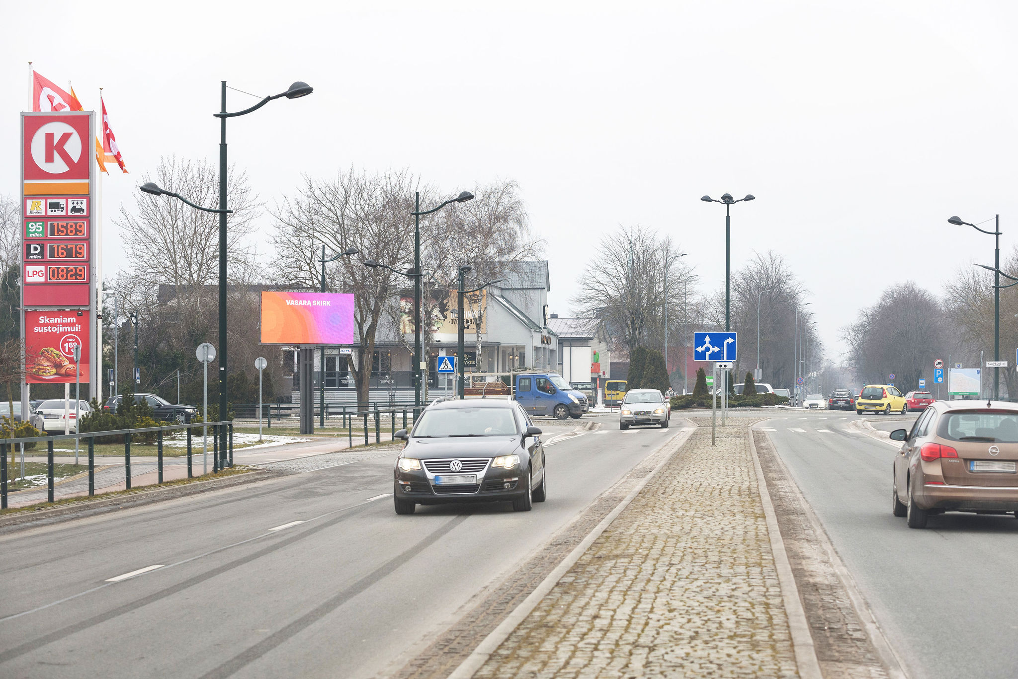 ACM kintamojo vaizdo ekranas Palanga, prie įvažiavimo į Palangą, Klaipėdos ir Kretingos gatvių sankryzoje